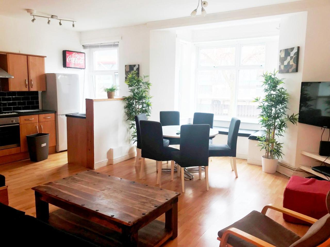 1 Fitzhamon Embankment Apartments Opposite Principality Stadium - Long Stay Offer Cardiff Exterior foto